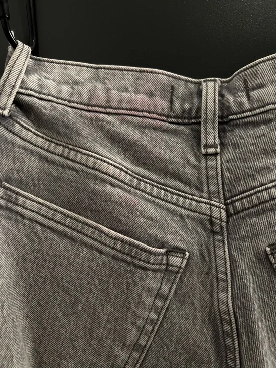Abercrombie and Fitch Curve Love 90s Ultra High Rise Gray Denim - Picture 3 of 4